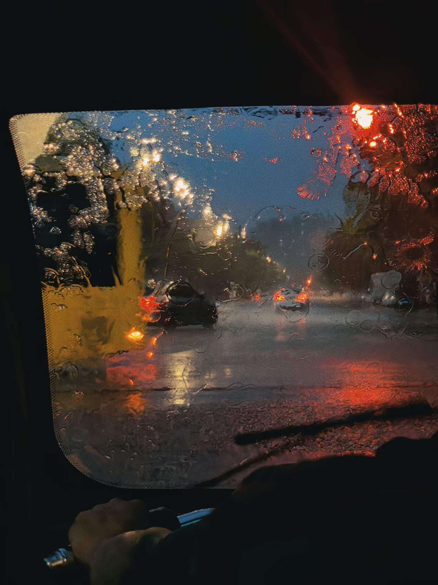下雨天 — 2